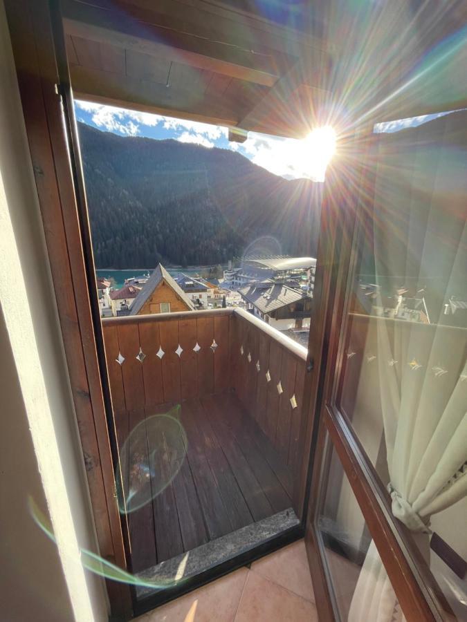 Rosadira Vista Lago Sulle Dolomiti Auronzo di Cadore Esterno foto